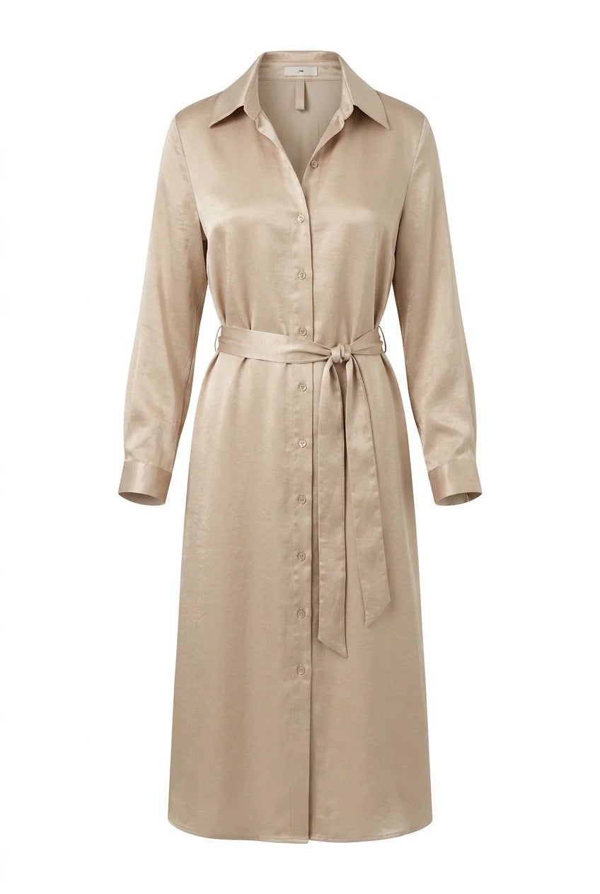 Elegantes Hemdblusenkleid in Satin-Optik mit Bindegürtel und Taschen